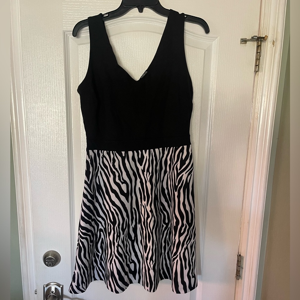 Rosie Harlow Zebra Dress (New) Size L